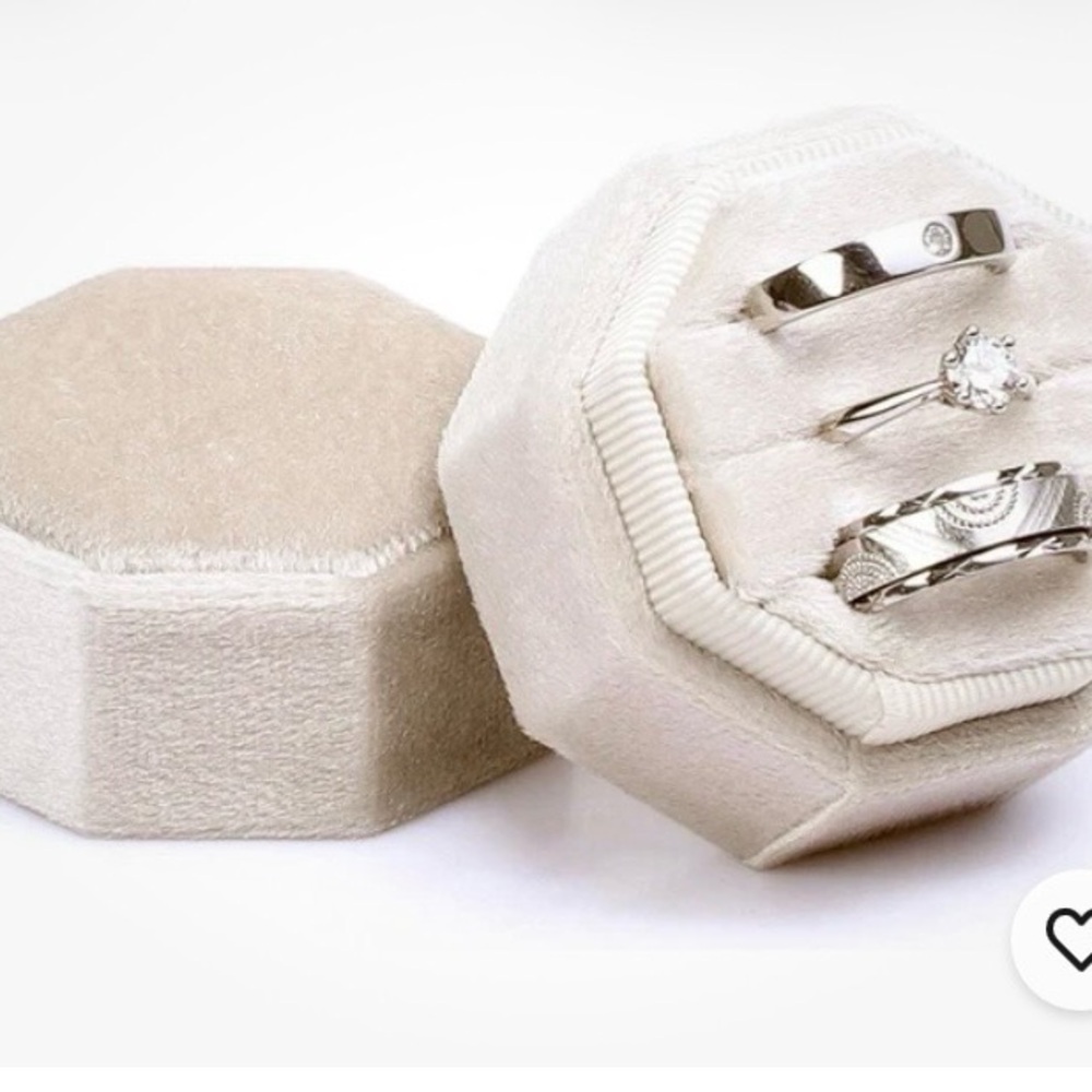 Ring Box: NWB
